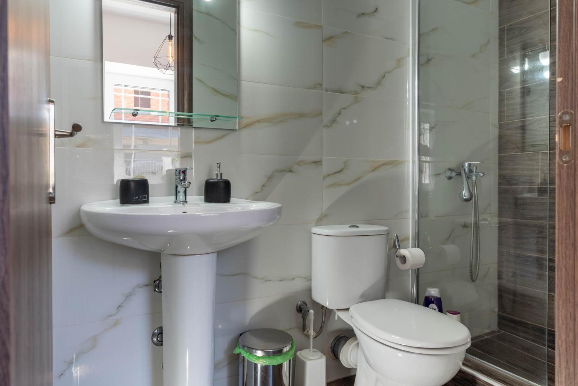 Aigli Luxury Studios Nea Roda Exterior photo